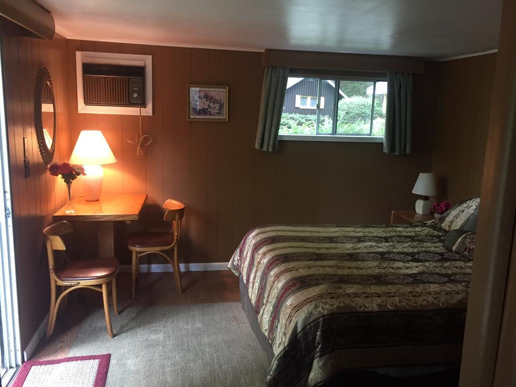 Amber Lantern Motel Lake George Eksteriør billede